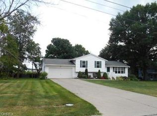829 Pegan Dr, Wadsworth, OH 44281