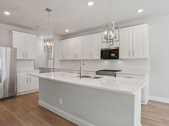 7th image of this home