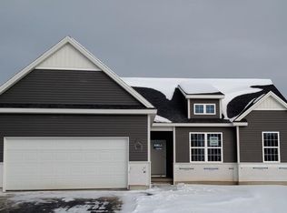 6630 Wesley Dr, Walbridge, OH 43465