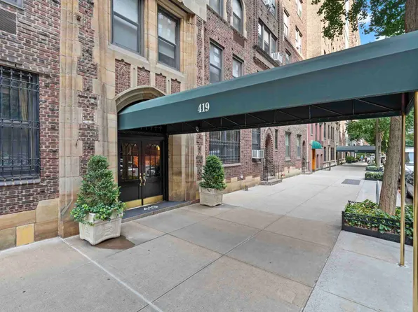 419 East 57th Street image 24 of 29