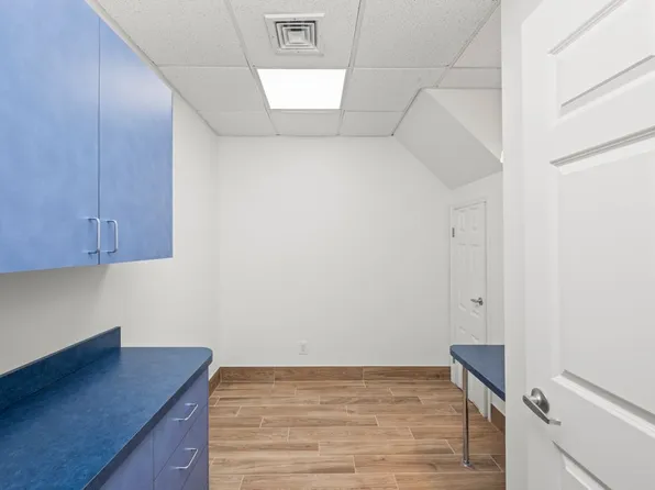 248 Avenue P image 30 of 51