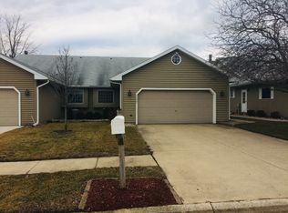 1177 Yale Ave, Bourbonnais, IL 60914