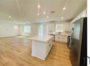 1082 Jarupa Dr, Lathrop, CA 95330