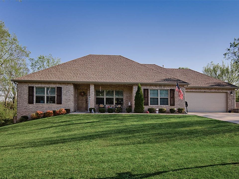 1st image of 1 Cannich Pl