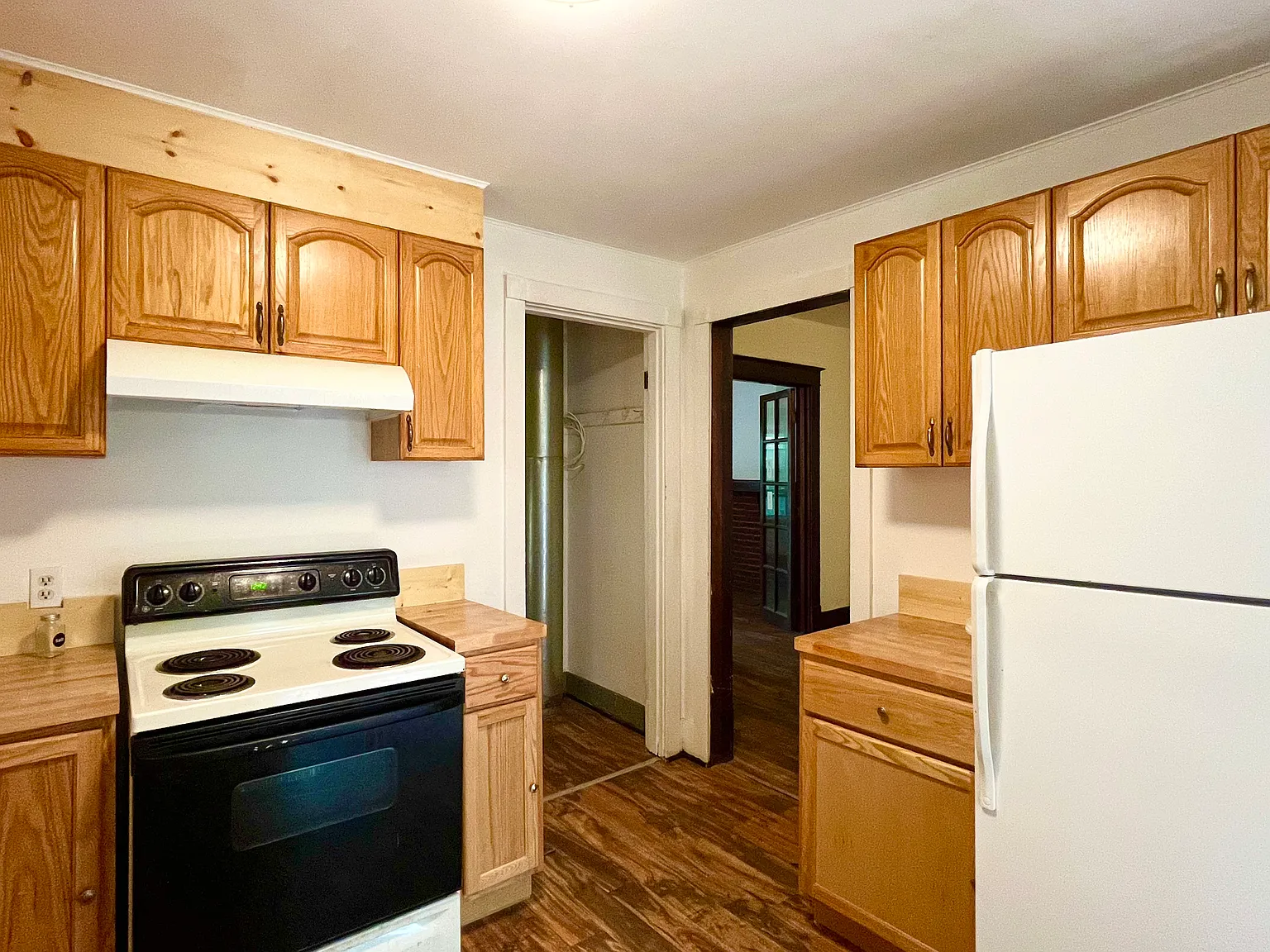 3 bed, 1416 sqft, $1,650 — Photo 2