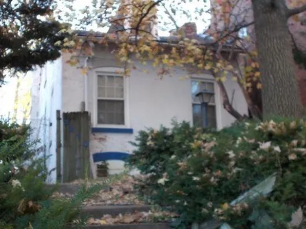 3210 Chippewa St, Saint Louis, MO 63118