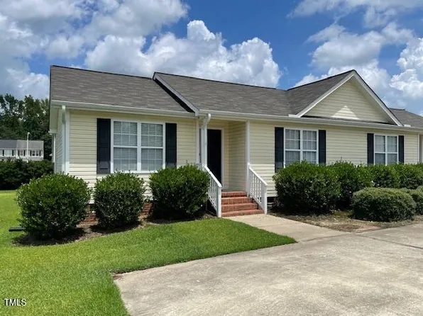 78 Ariel St, Lillington, NC 27546