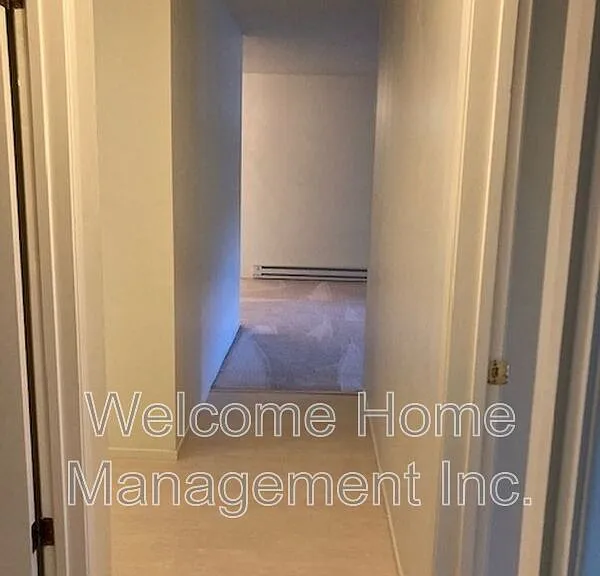 1305 Boulevard Way #310 — Photo 4