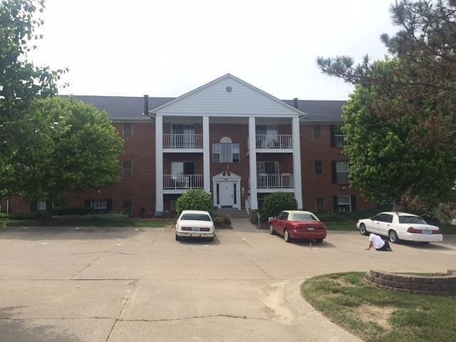 1st image of 5942 Harrison Ave Unit 44