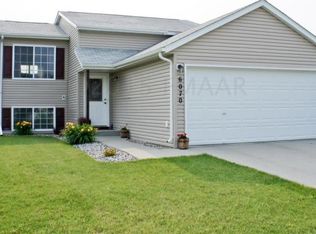 6070 24th St S, Fargo, ND 58104