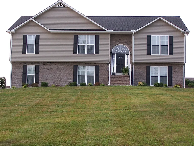 3336 Timber View Ln — Photo 1