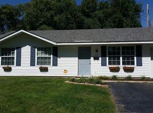 714 W Nixon Dr, O'Fallon, IL 62269