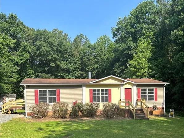 7055 Old Plantation Dr, Graham, NC 27253