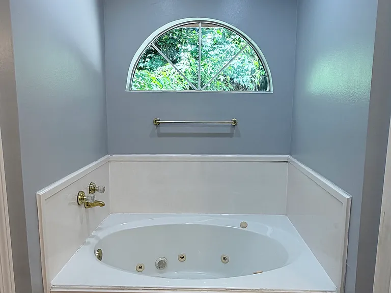 Jaccuzi