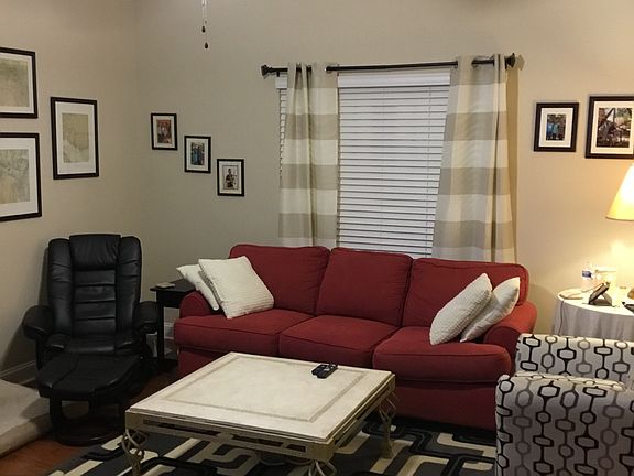 4th image of 4120 Hillard Ln
