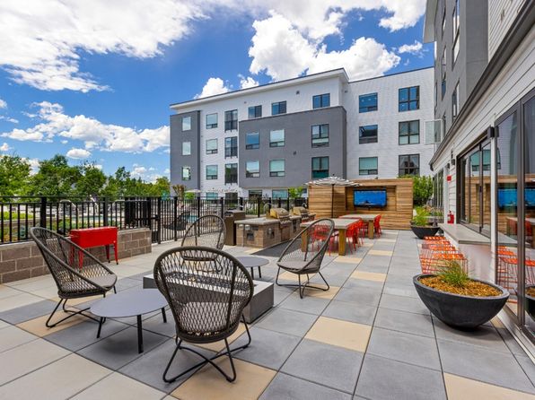 360 Acoma St #220