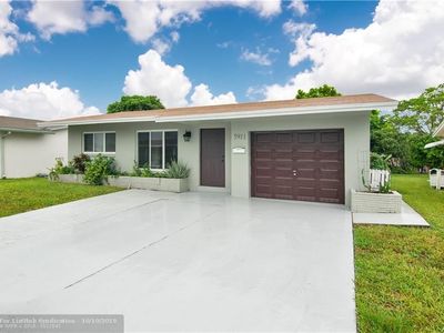 5911 NW 69th Ave, Tamarac, FL, 33321