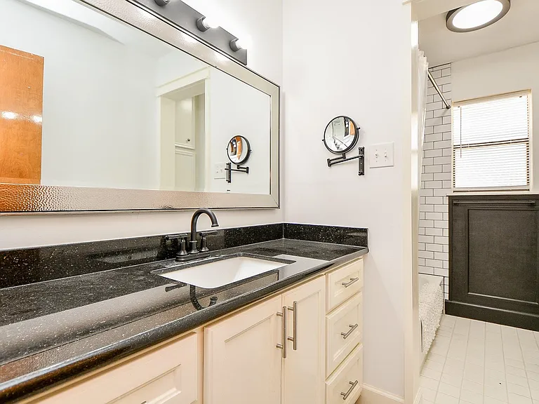 2803 Green Fields Dr — Photo 13