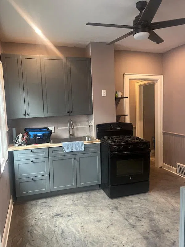 19 Hoyt St — Photo 1