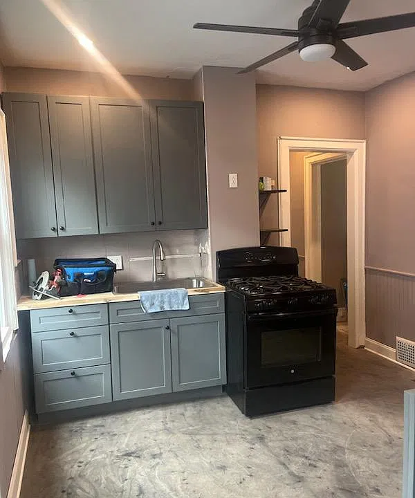 19 Hoyt St #4