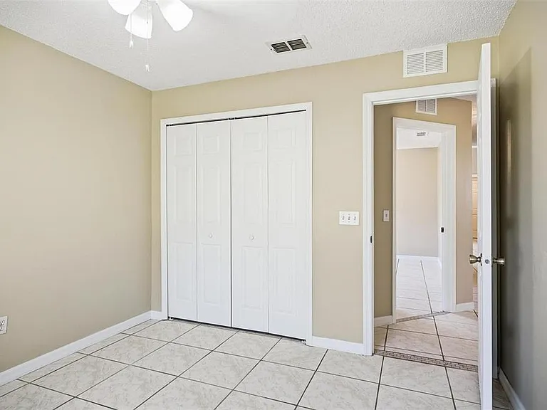 106 La Mancha Dr — Photo 27