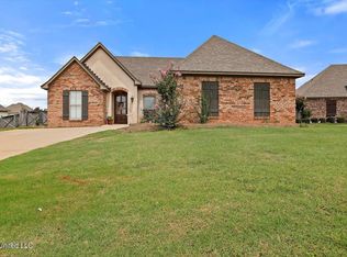 238 Grace Dr, Flowood, MS 39232