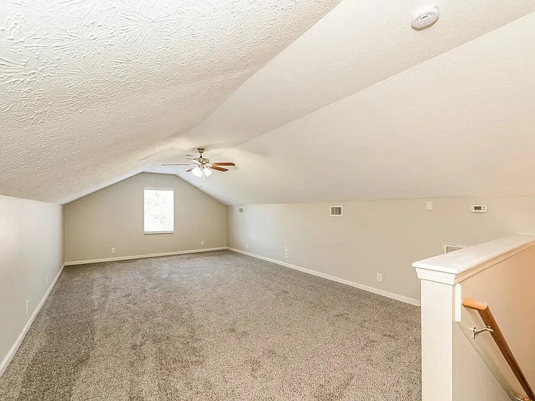 179 Sophie Dr — Photo 11