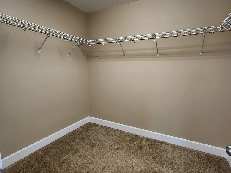 5425 Broadleaf Rd — Photo 10
