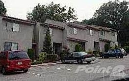 2nd image of 915 Brookside Ct