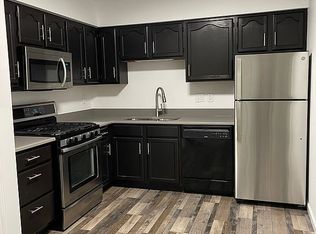 986 Millpond Rd UNIT C, Valparaiso, IN 46385