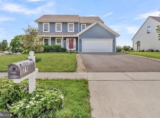 25 Springbrook Dr, Palmyra, PA 17078