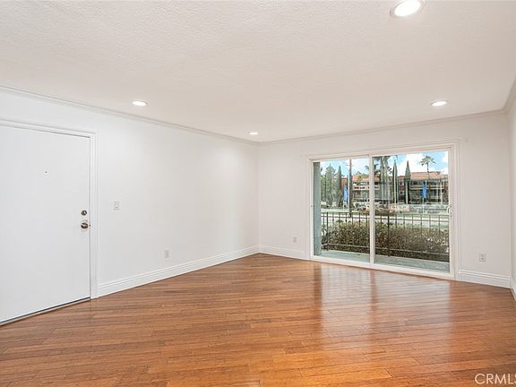 3rd image of 21662 Brookhurst St APT C