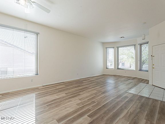 3rd image of 2336 W Catalina View Dr
