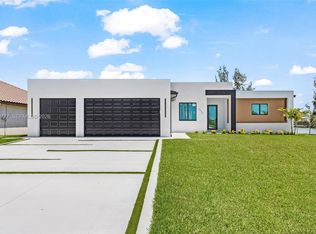 2303 NW 35th Ave, Cape Coral, FL 33993