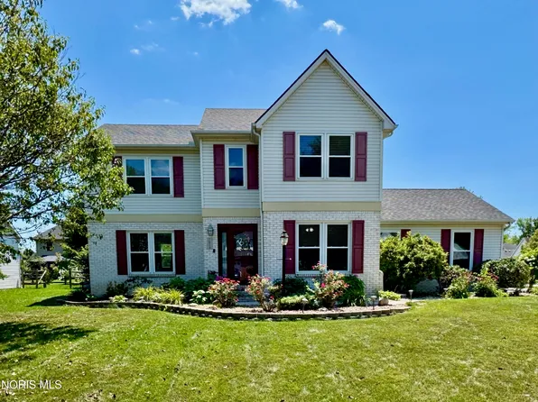 1628 Ridge Cross Rd, Perrysburg, OH 43551