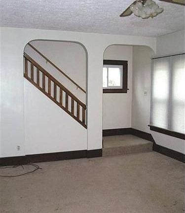 4th image of 1263 Niblock Ave NW