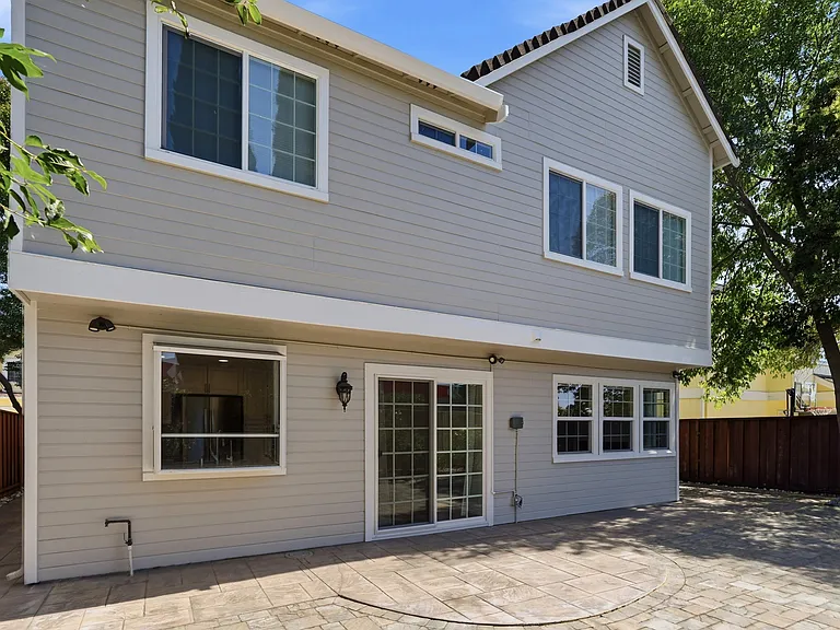 1517 David Ln — Photo 41