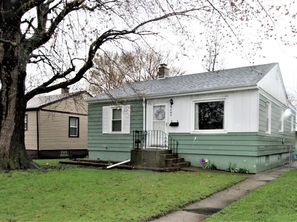 7042 Northcote Ave, Hammond, IN 46324