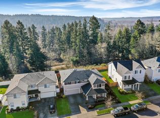 1073 Hiton Cir, Dupont, WA 98327