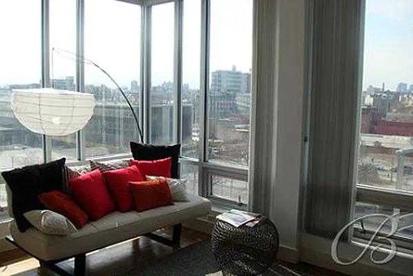 Sold by Bellmarc Realty | media 5