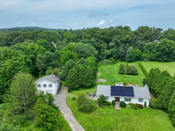 56 Wauregan Road, Canterbury, CT 06331