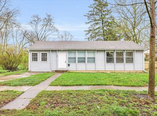 908 S Cottage Grove Ave, Urbana, IL 61801