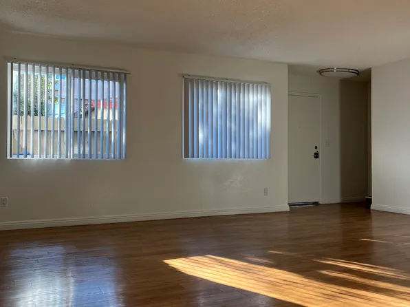 14753 Delano St APT C, Van Nuys, CA 91411