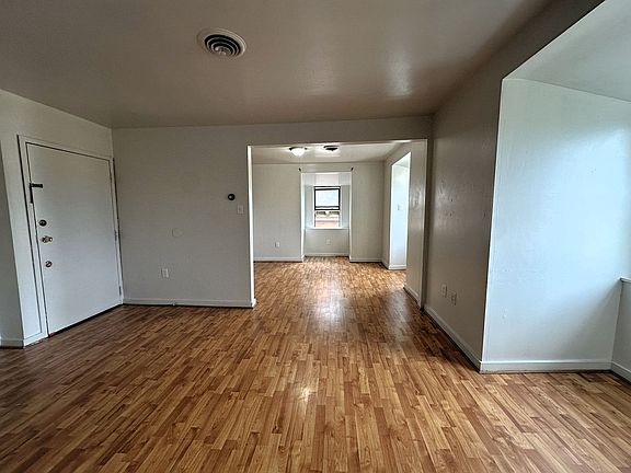 5th image of 224 S Fairmount St APT 6
