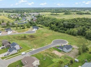 1136 29th St NE, Sauk Rapids, MN 56379
