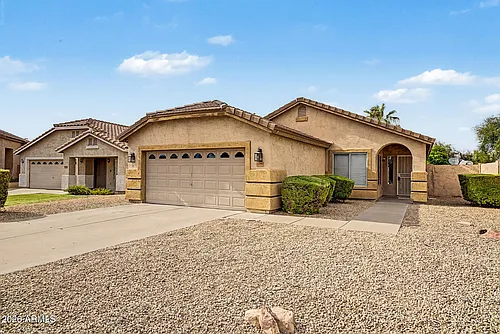 3290 E Juanita Ave Photo 1