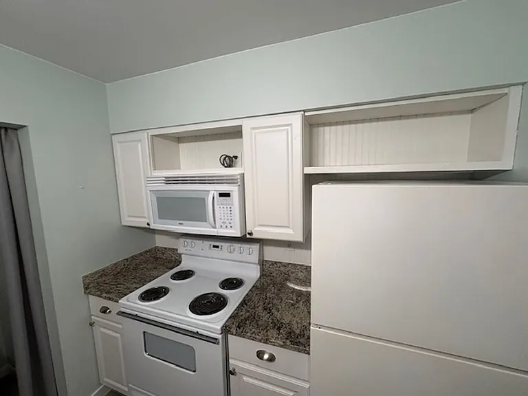209 W Miracle Strip Pkwy #F104 — Photo 6