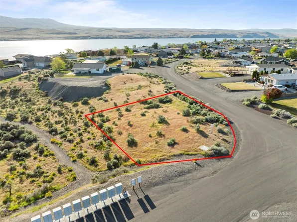 516 Edgewater Way SW, Mattawa, WA 99349