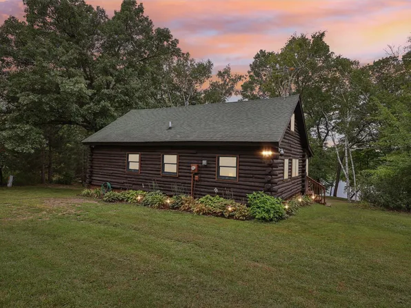 2318 E Twin Lakes Ave, Saint Croix Falls, WI 54024