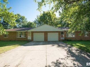 3332-3334 N Knott Ln, Peoria, IL 61604